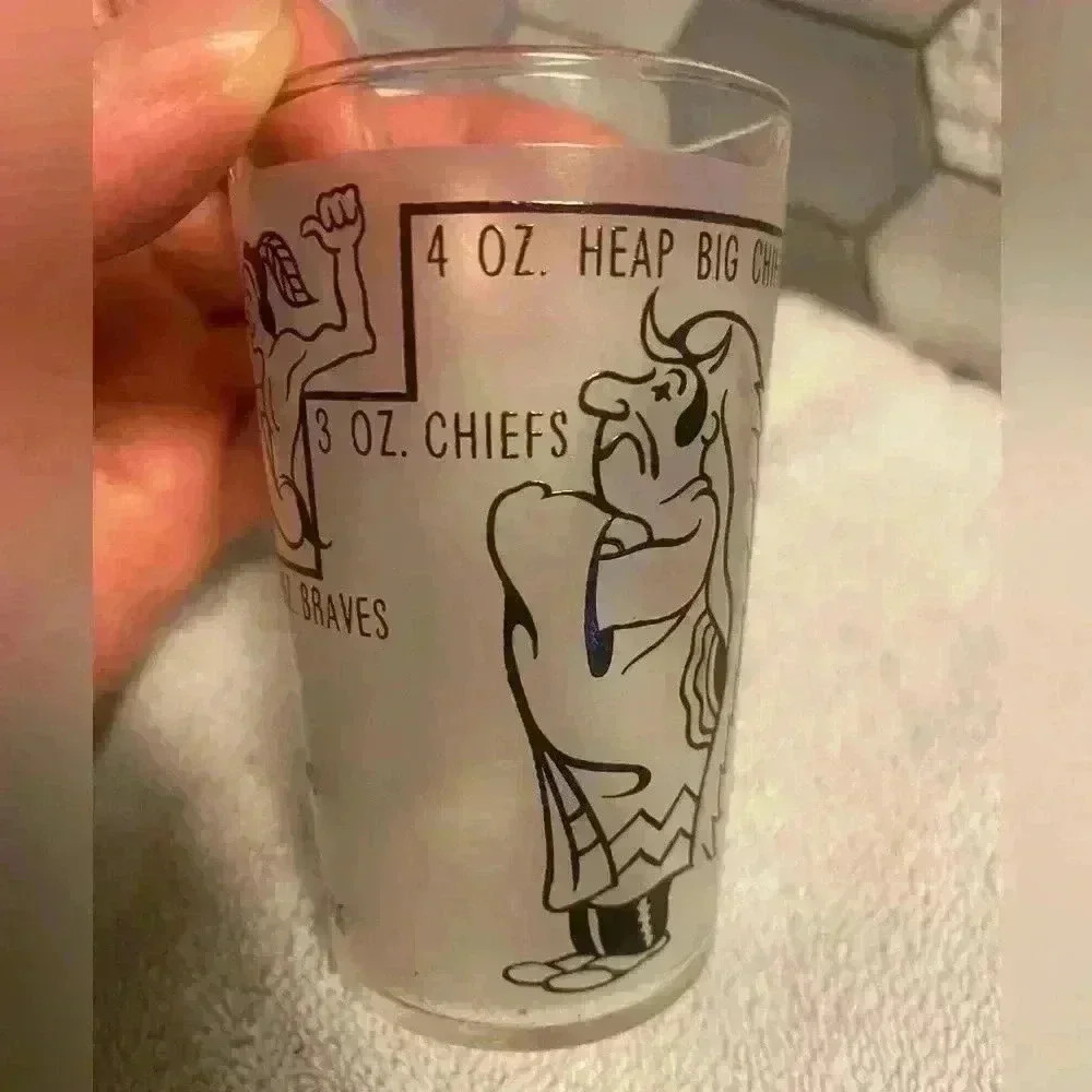 4 oz Indian novelty shot glass from Canada. Frosted glass with gold rim EUC - Picture 3 of 6